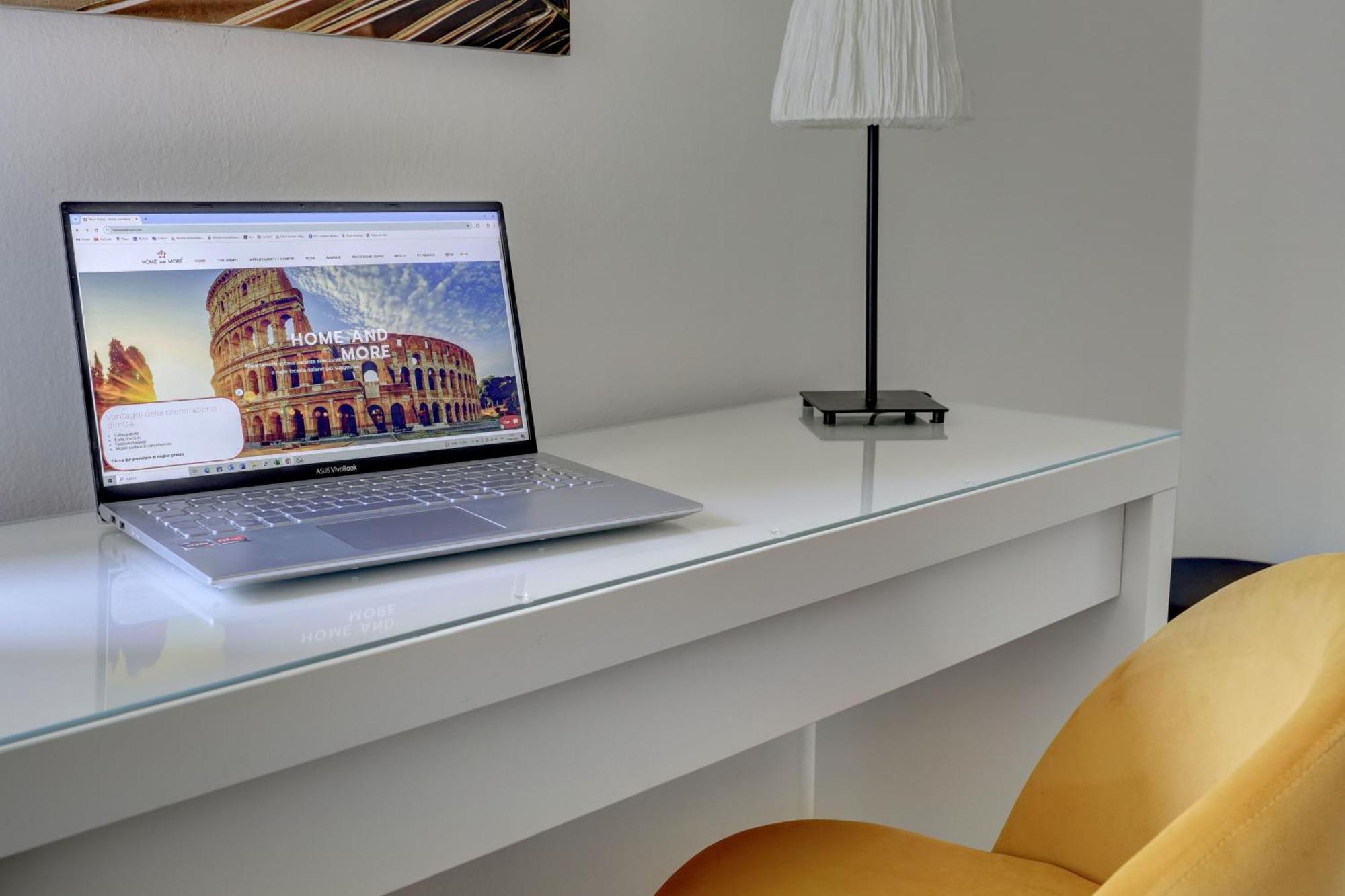 Apartment Vatican Doria 64 - And